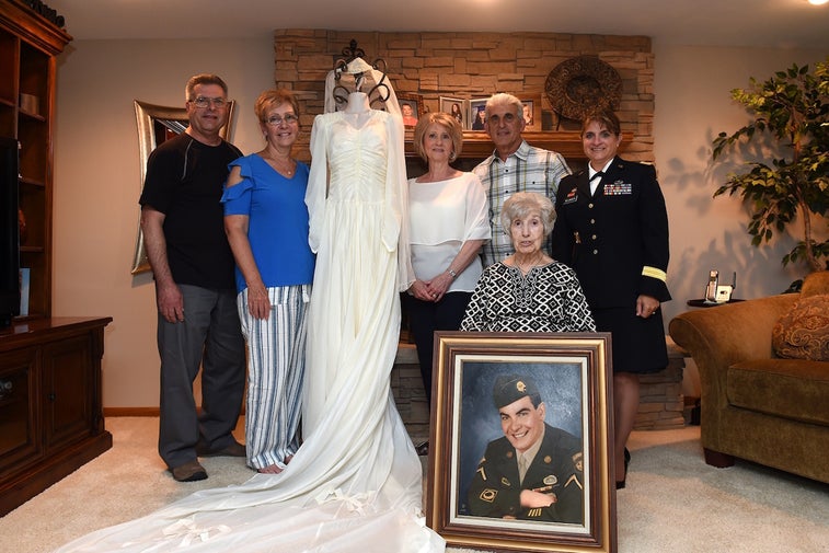 Woman honors husband’s WWII service, 40 years after his death
