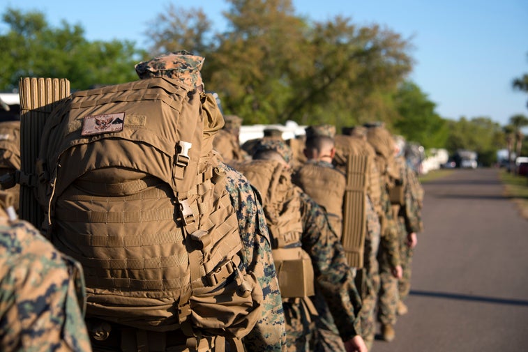 This is how much weight you should actually carry in combat (according to science)