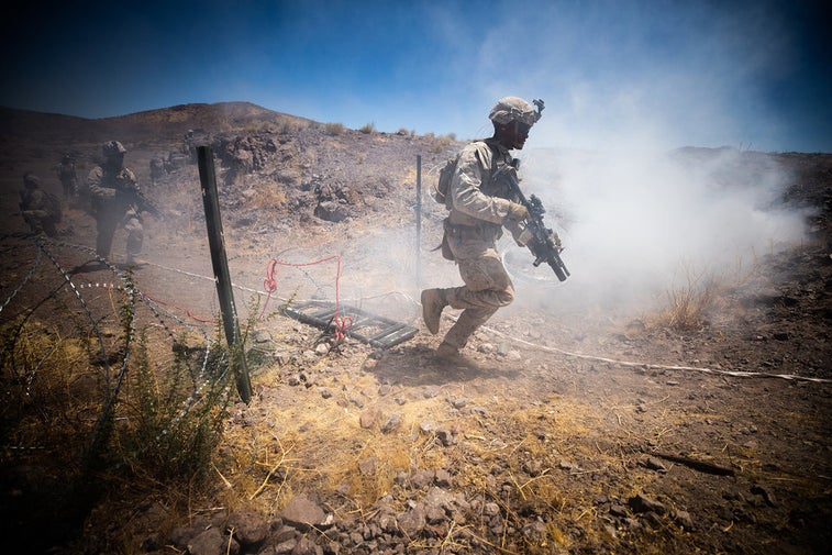 9 killer photos of Marines taking on the heat in 29 Palms