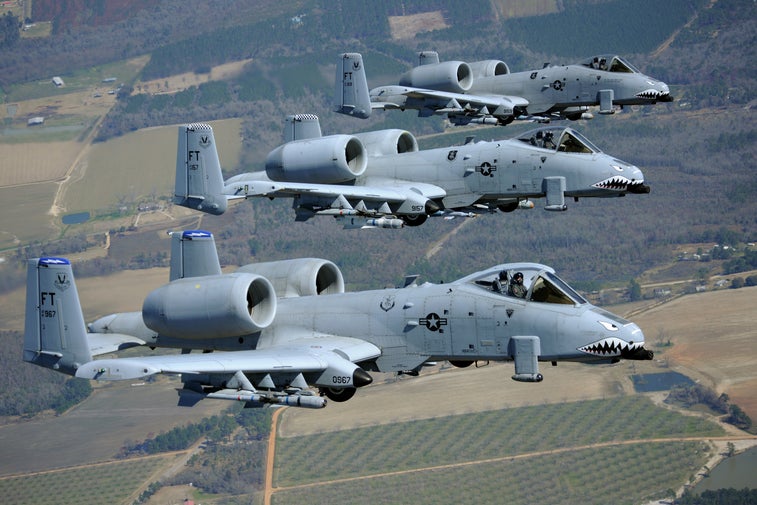 Boeing wins contract to keep the A-10 flying