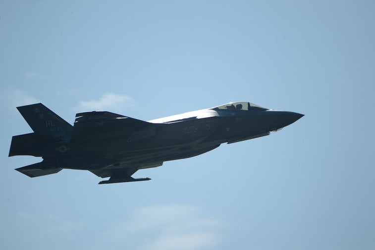 How US Air Force pilot landed his F-35 safely after a mid-air power failure
