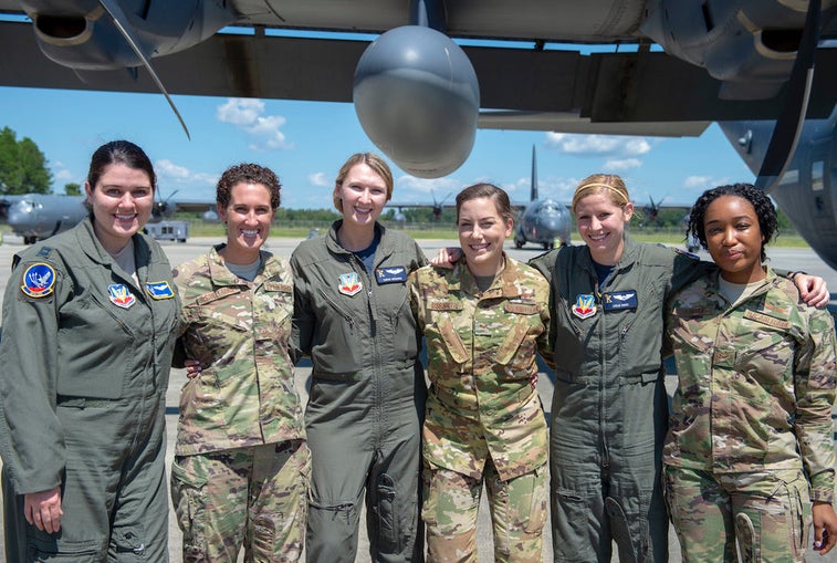 Meet the first all-female aircrew of the Air Force’s ‘Combat King’
