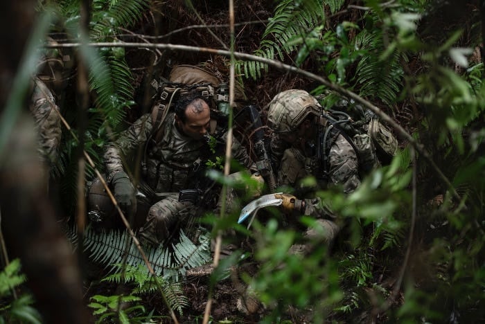 US Army Green Berets trained some airmen — here’s what they put them through