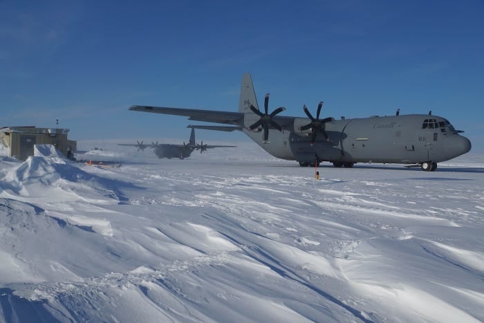 US and Canadian Air Force resupply northernmost inhabited place in the world