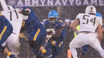 7 cool things that happen during the Army-Navy Game