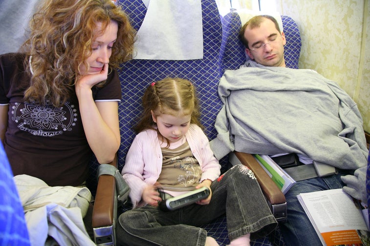 4 life-saving tips for traveling with young kids