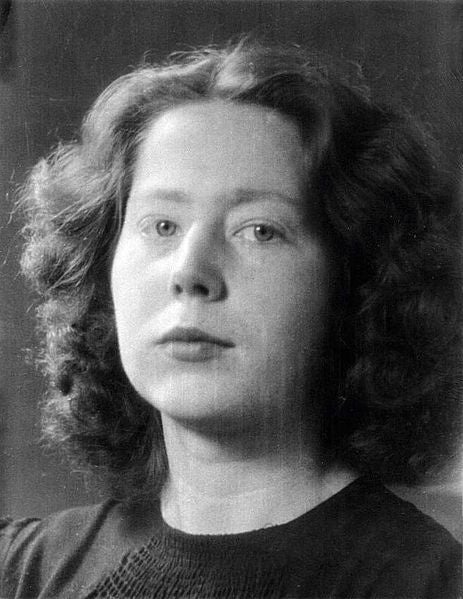 The teenage girls who seduced and killed Nazis
