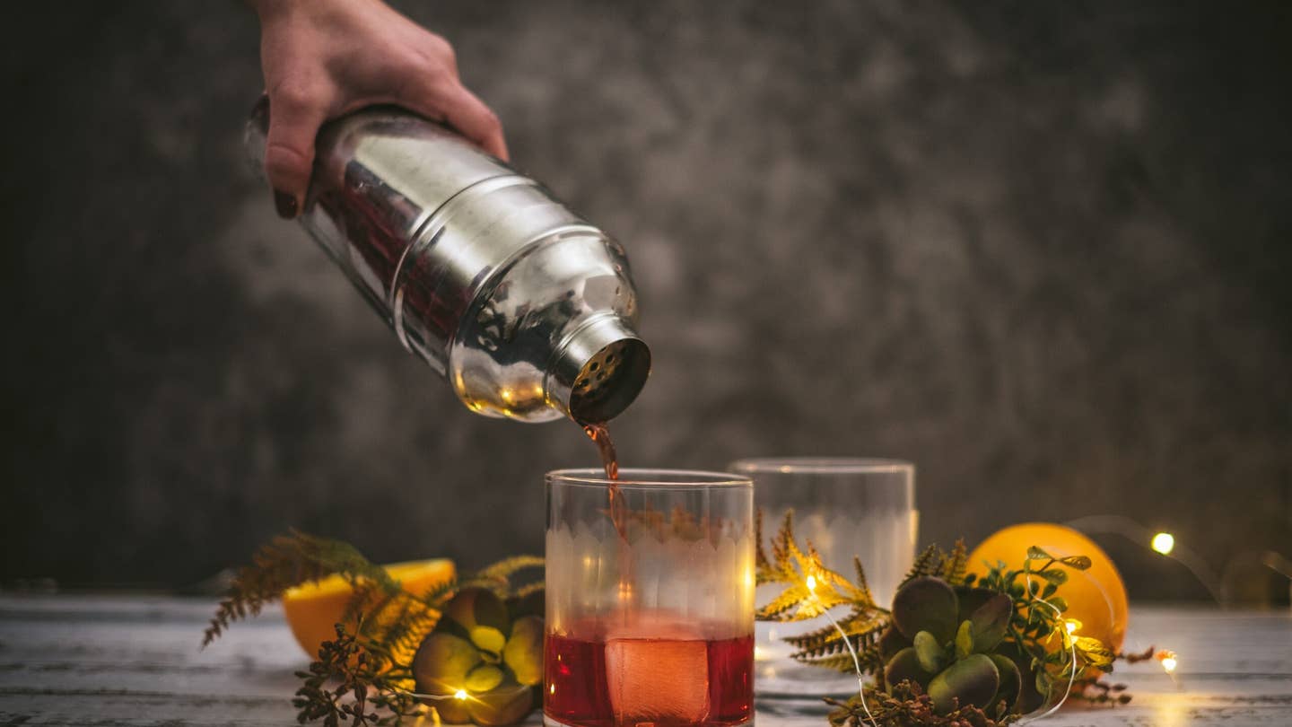 We’re falling for fall with these 5 cocktails with military origins