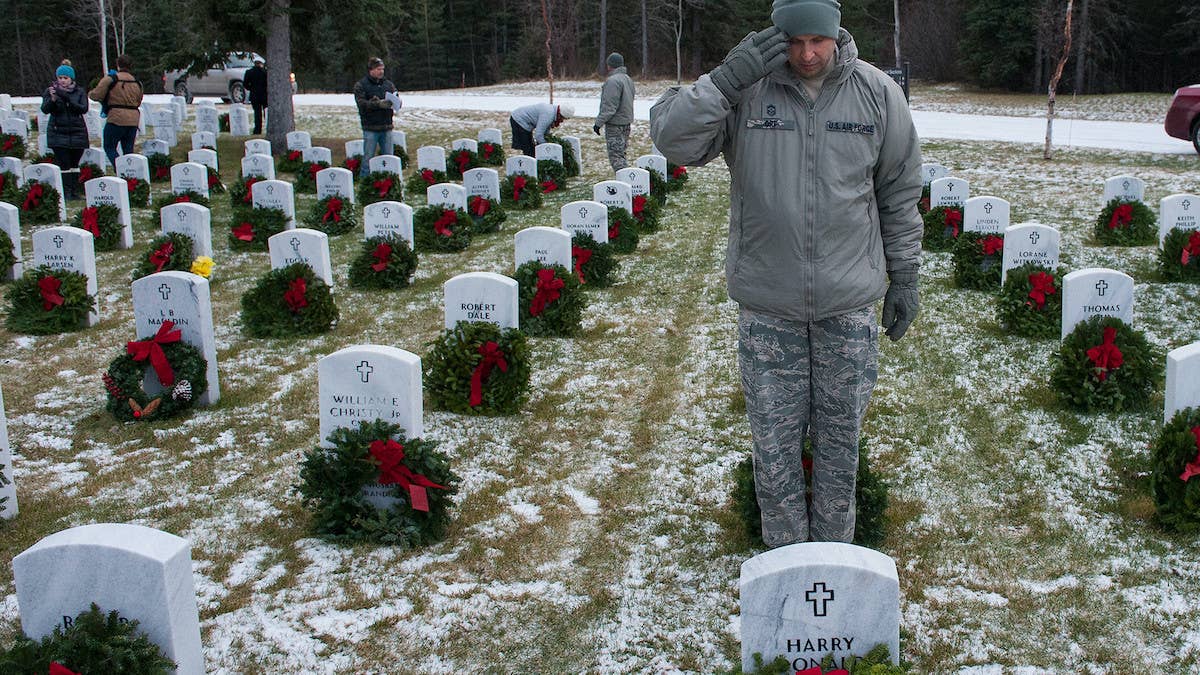 President Trump reverses &#8216;ridiculous decision&#8217; to cancel Wreaths Across America due to COVID-19 concerns