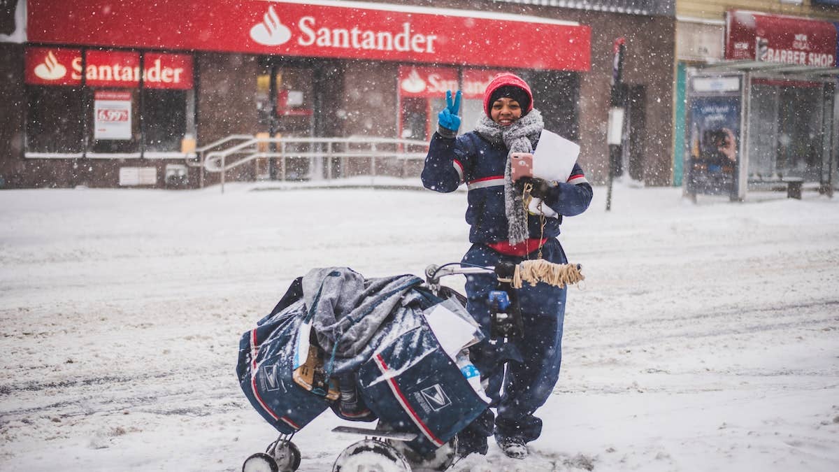 Here are the 2020 USPS holiday shipping deadlines