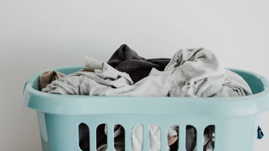 Is this viral laundry hack the answer to smelly PT clothes?