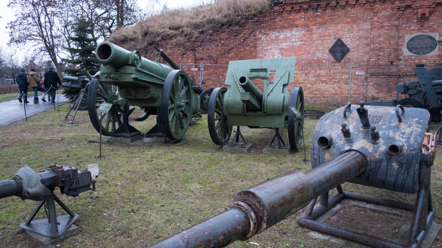 Poland artillery