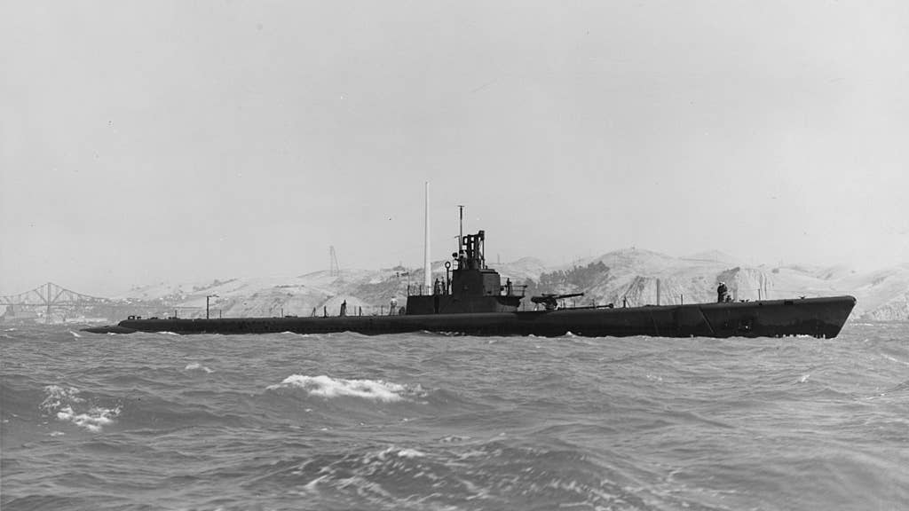 The U.S. Navy submarine USS Wahoo (SS-238) off the Mare Island Naval Shipyard, California (USA), on 14 July 1943. (Wikimedia Commons)