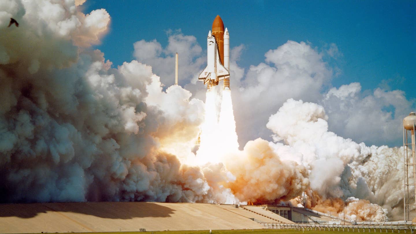 Photo of launch Space shuttle challenger (Science and Technology) launch,mission,astronauts,rockets,spacecraft,spaceship,flight,nasa