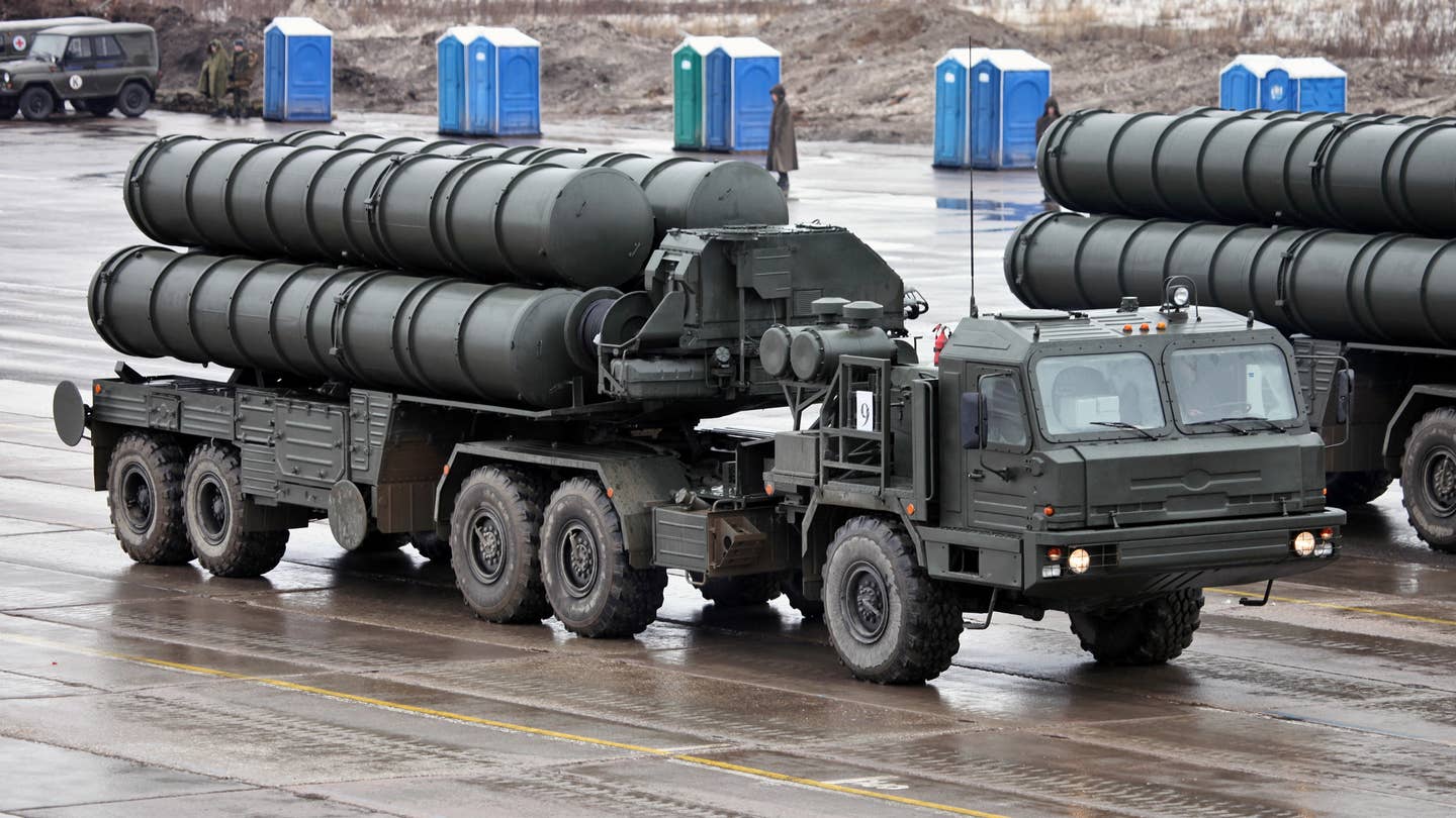 What would happen if the F-35 attacked Russia’s S-400 missile system