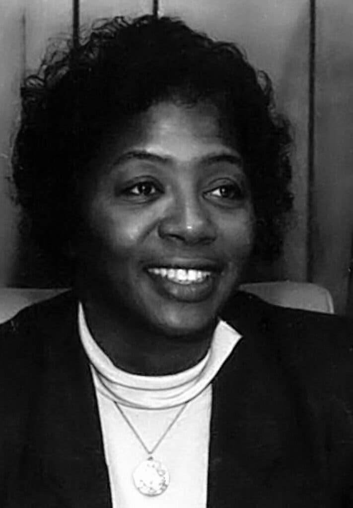 Viola Johnson, director, Battle Creek VAMC, 1984
