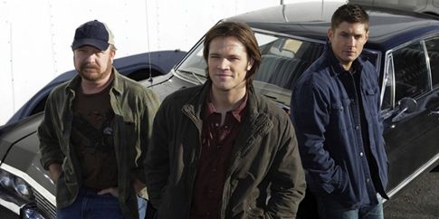 Beaver with Jared Padalecki (center) and Jensen Ackles (right) in <em>Supernatural</em>. Photo courtesy of movietvtechgeeks.com.
