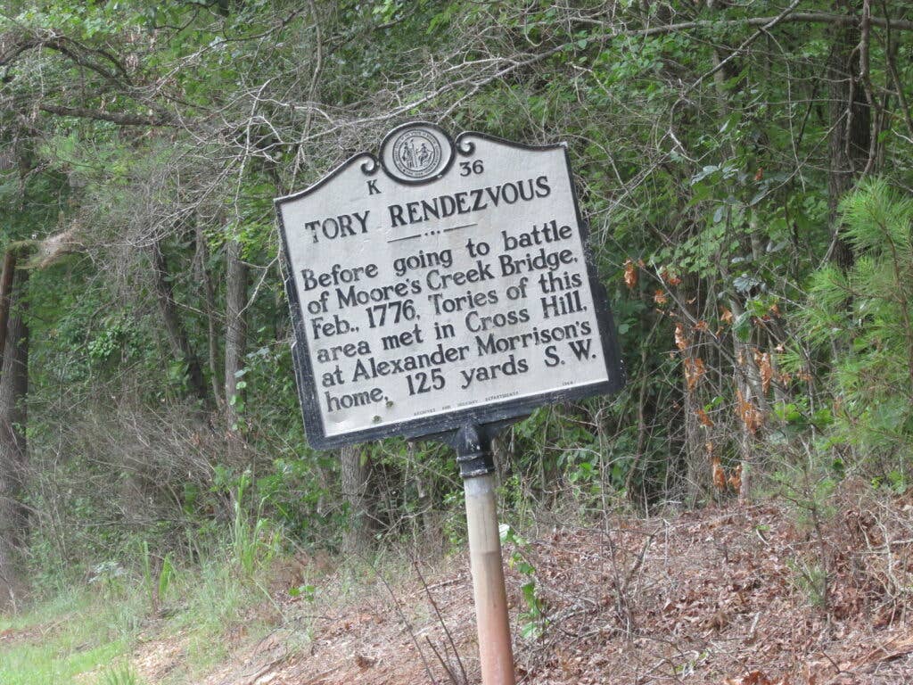 Historical marker drawing attention to the location of a rendezvous of Tories, or British loyalists, just prior to the battle of Moore's Creek Bridge in February, 1776, during the American Revolution. (Wikimedia Commons)