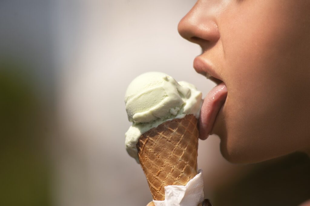 Shark Tank idea: stamps and envelopes that taste like vanilla ice cream. Who's in? (Image by <a href="https://pixabay.com/users/stocksnap-894430/?utm_source=link-attribution&amp;utm_medium=referral&amp;utm_campaign=image&amp;utm_content=2588541" target="_blank" rel="noreferrer noopener">StockSnap</a> from <a href="https://pixabay.com/?utm_source=link-attribution&amp;utm_medium=referral&amp;utm_campaign=image&amp;utm_content=2588541" target="_blank" rel="noreferrer noopener">Pixabay</a>)