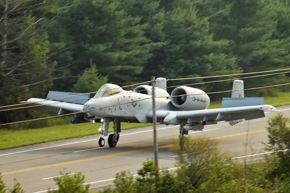 &#8216;That was smooth as hell&#8217;: Watch the USAF land an A-10 on a public highway