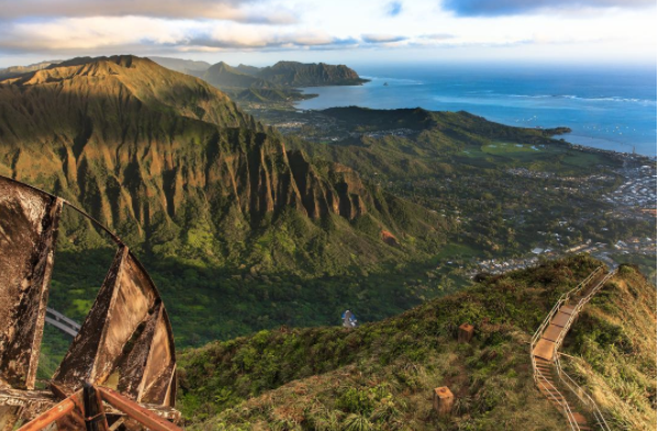Hawaii is demolishing the famous ‘Stairway to Heaven’ built by the Navy