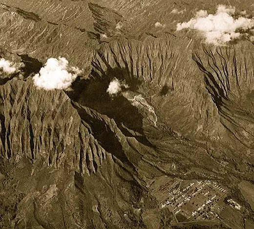 <em>The Haʻikū Valley circa 1950 (U.S. Geological Survey)</em>