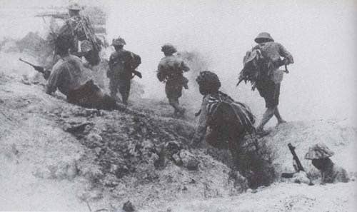 Viet Minh soldiers launching an assault during the battle. (Wikimedia Commons)