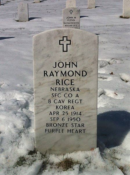 Grave of John Raymond Rice at Arlington National Cemetery. (Wikimedia Commons)
