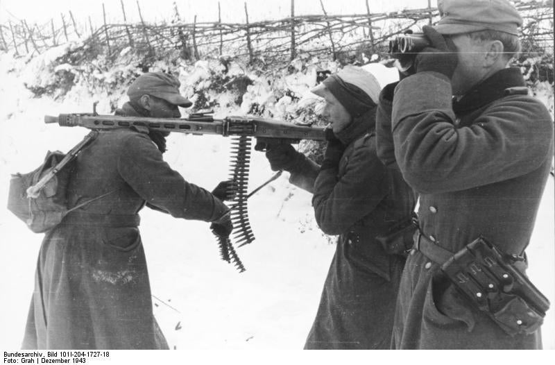 germans with mg42