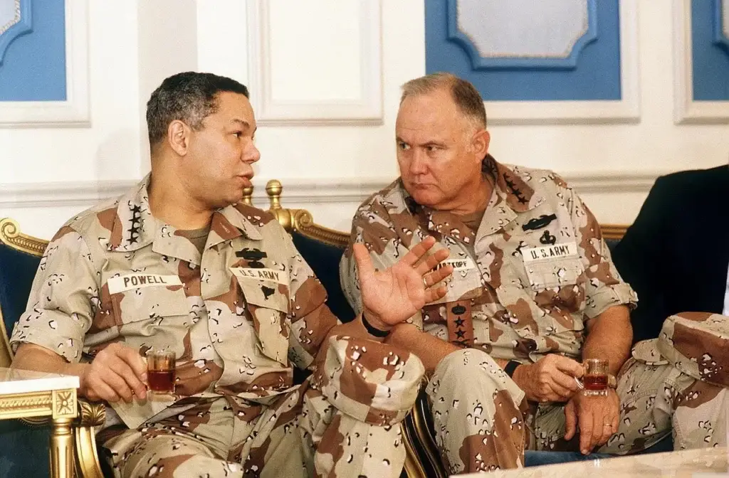 <em>As Chairman of the Joint Chiefs, Powell served alongside Stormin' Norman during Desert Shield/Desert Storm (U.S. Army)</em>
