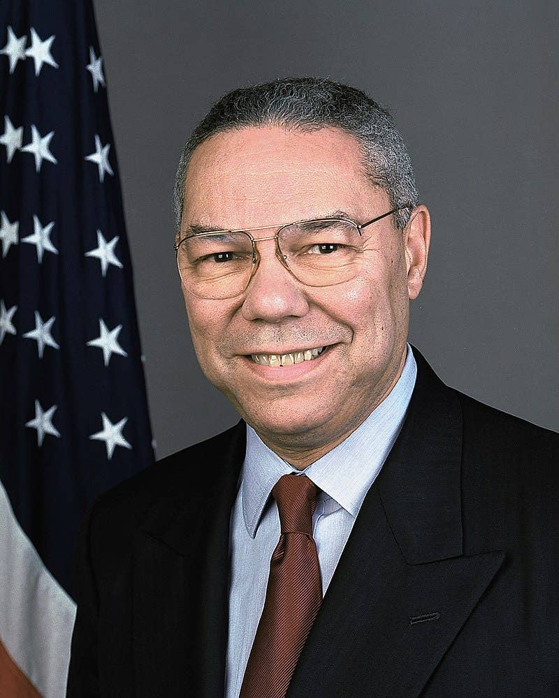 <em>Powell's official portrait as Secretary of State (Department of State)</em>