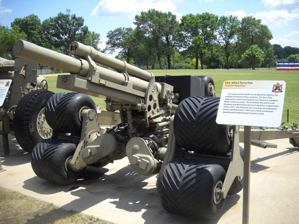 Weird ways the Army tried to mobilize the M2A2 Howitzer