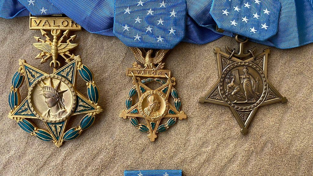  US Medals of Honor. Air Force, Army and Navy types. Part of the AEA Collections.