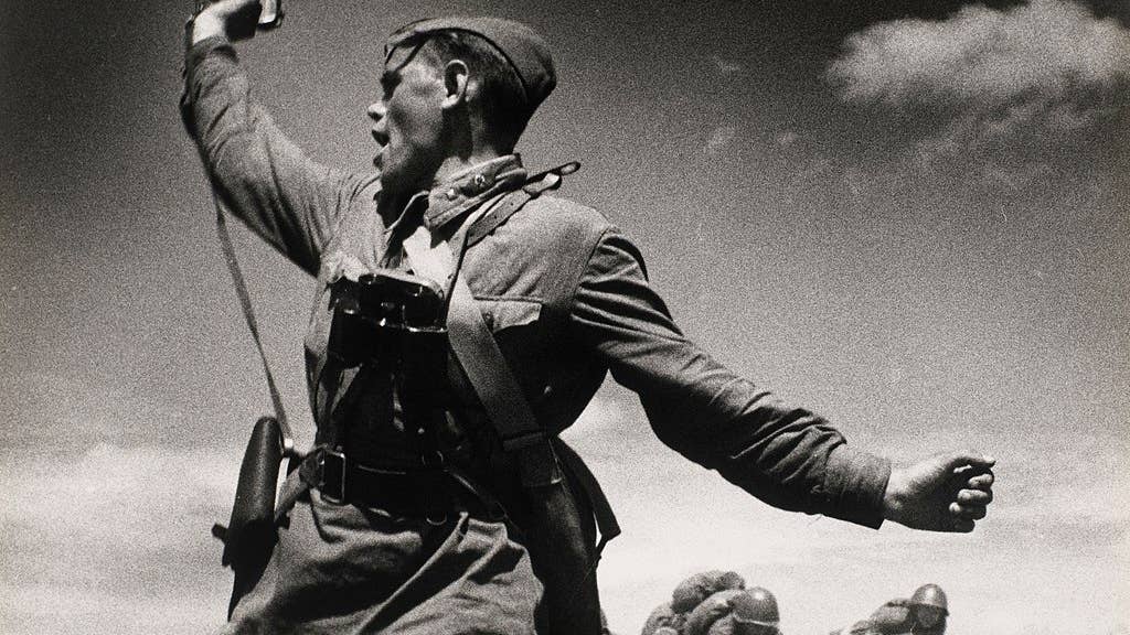 A Soviet soldier took on 50 Germans with grenades and an ax