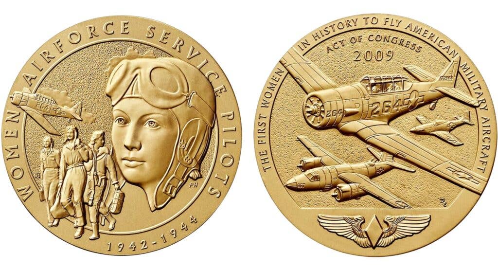 <em>The front and back of the Congressional Gold Medal awarded to the Women Airforce Service Pilots of WWII (United States Mint)</em>