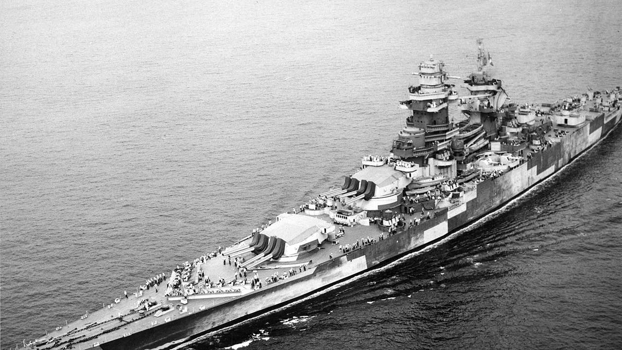 The French battleship Richelieu underway in the Atlantic Ocean on 26 August 1943, after her refit at the New York Naval Shipyard (USA). (National Archives)