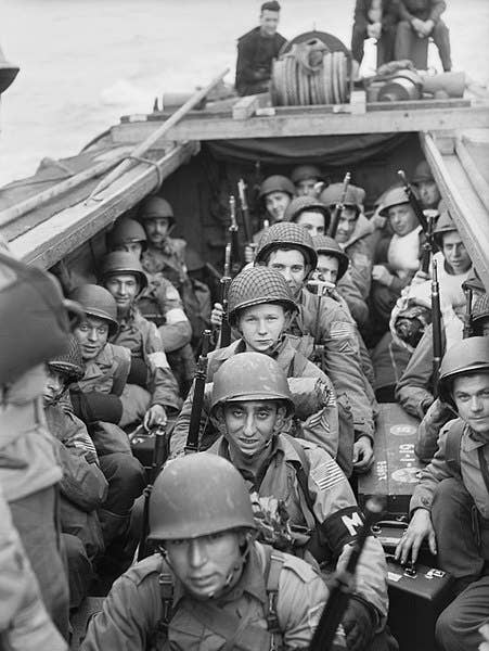 <em>American troops on board a landing craft heading for the beaches at Oran in Algeria during Operation 'Torch', November 1942.</em> American troops on board a landing craft going in to land at Oran during Operation TORCH. (Imperial War Museum)
