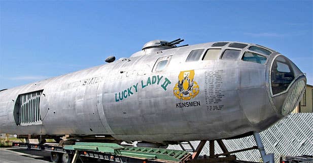 lucky lady II superfortress