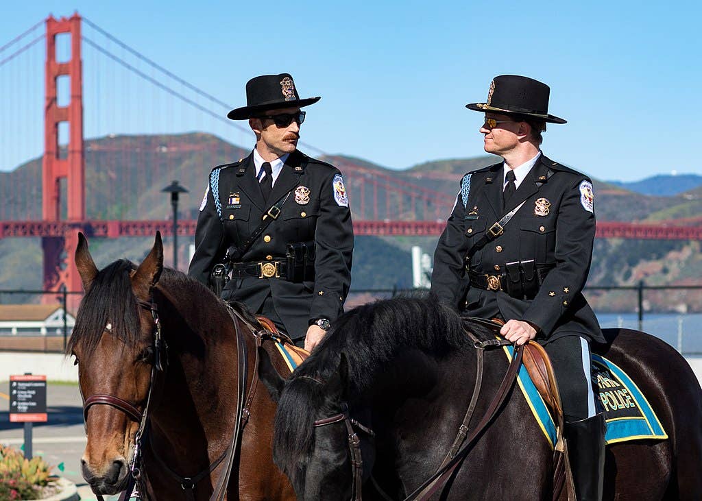 Two members of Park Police Horse Mounted Unit in the Presidio of San Francisco, 2017. (Public domain)