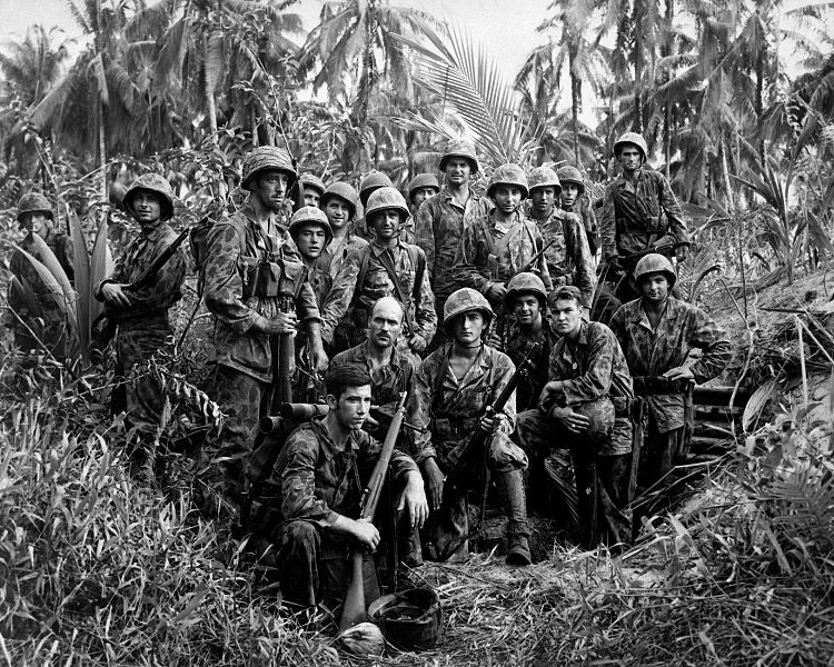 That time a Marine in WWII was found clutching a sword around 13 dead Japanese soldiers