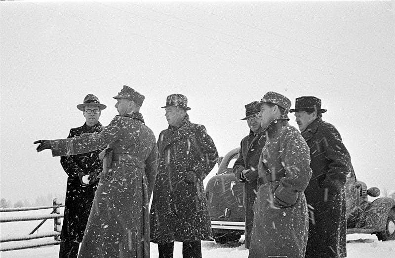 Foreign press at Mainila, where a border incident between Finland and the Soviet Union escalated into war. (Wikimedia Commons)