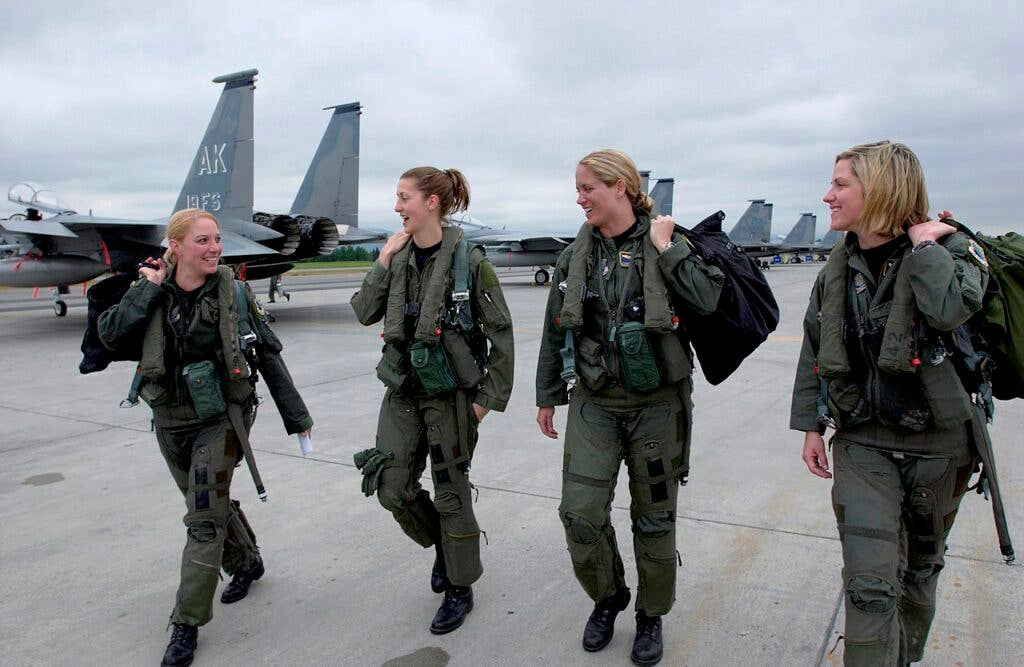 The Air Force&#8217;s new bladder relief device is optimized for female pilots