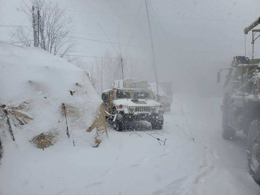 <em>Troops who have been to Fort Drum or Alaska are familiar with the cold (Miguel Ortiz)</em>