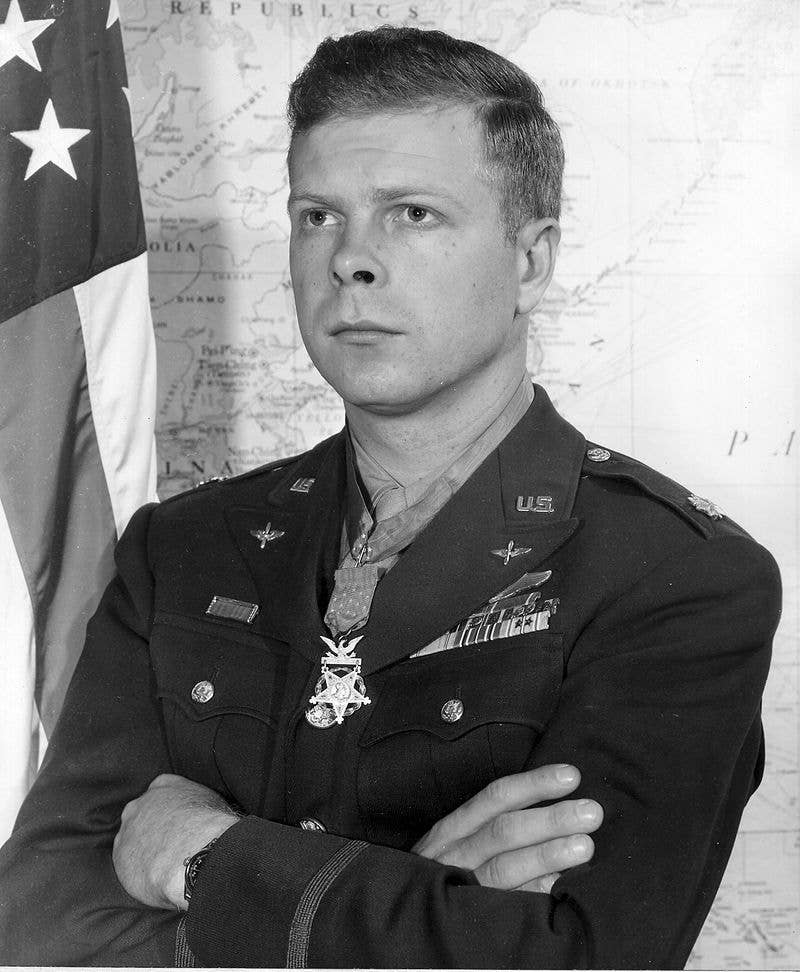 <em>Bong's official Medal of Honor portrait (U.S. Air Force)</em>