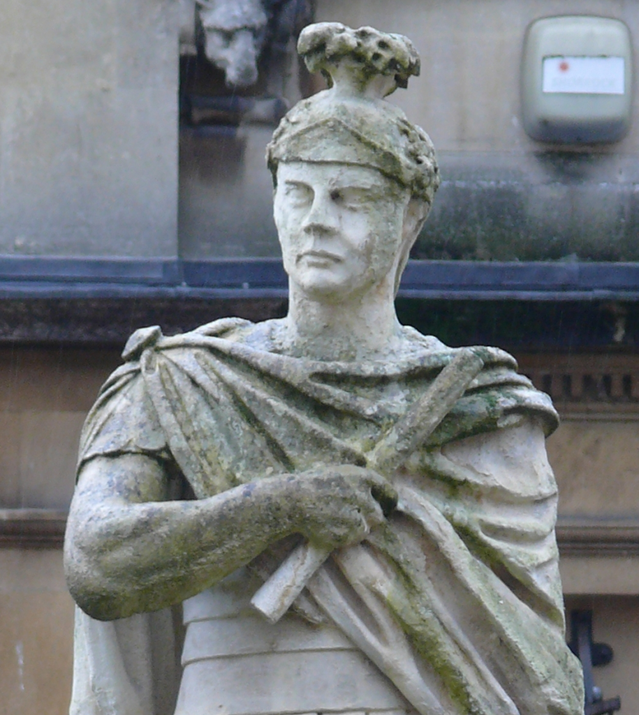 A statue of Gnaeus Julius Agricola overlooking the Roman baths in Bath. (Public domain)