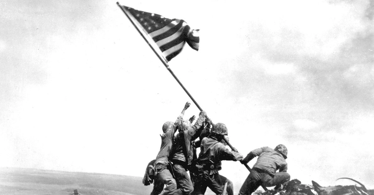 WWII Amerikaner Flagge auf Iwo Jima 