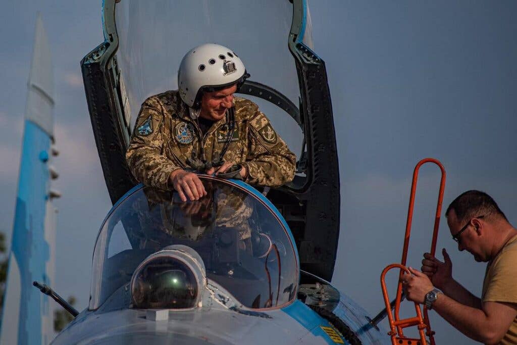 <em>Oksanchenko in his Su-27 (831st Guards Tactical Aviation Brigade)</em>