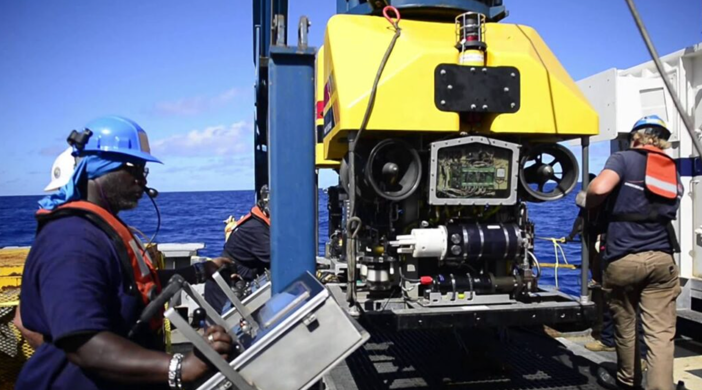 The CURV-21 uses an advanced sensor suite for precise deep sea recovery operations (U.S. Navy)