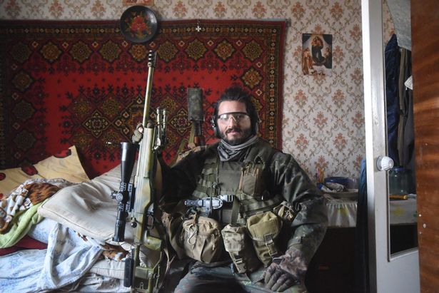 Canadian sniper ‘Wali’ hilariously trolls Russians by posing with their rations