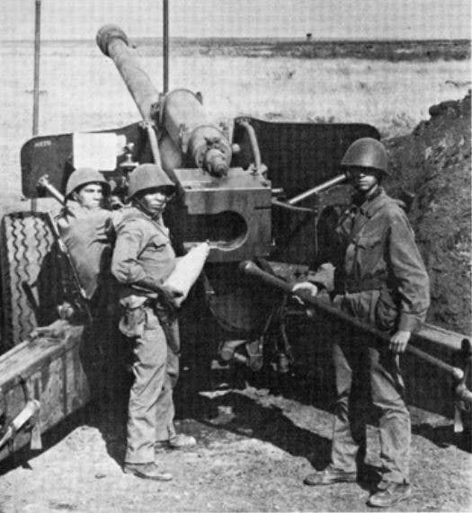 Cuban artillery crew during the Ogaden War.